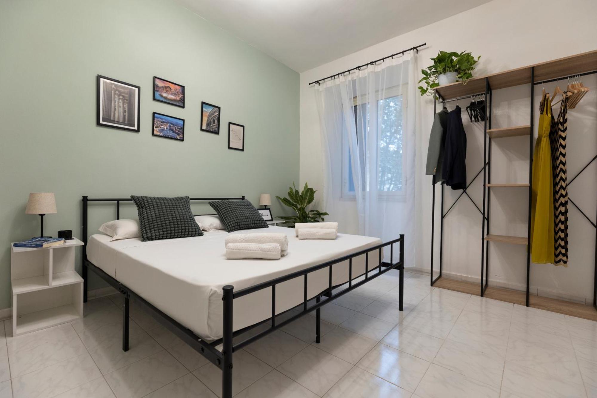 Vakantiehuis 4 Stops To Colosseo - San Paolo House Rome